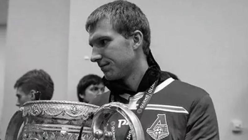 Serangan Jantung, Bek 22 Tahun Lokomotiv Moscow Meninggal Dunia