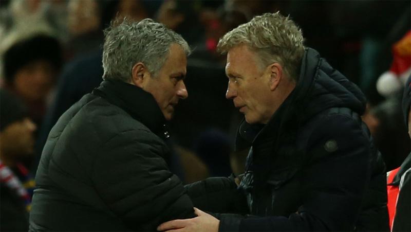 Jose Mourinho dan David Moyes Jadi Relawan Pengantar Makanan