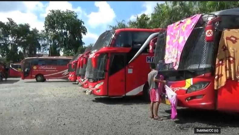  Imbas Larangan Mudik dan PSBB, Puluhan Bus AKAP di Kota Medan Tak Beroperasi