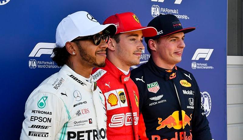 Charles Leclerc Bandingkan Gaya Balapan Lewis Hamilton dan Max Verstappen