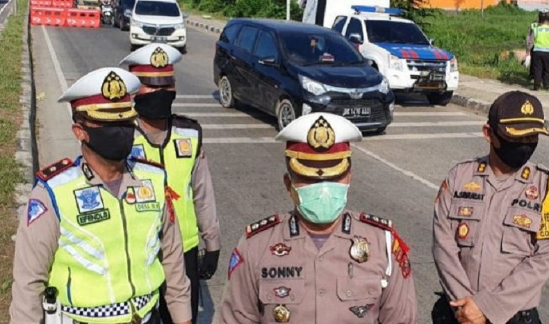 Larangan Mudik, Polisi Sekat 3 Akses Pintu Masuk ke Medan