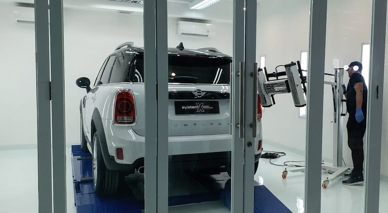 Hindari Keracunan Gas Buang, Perhatikan Posisi Mobil saat Dipanaskan