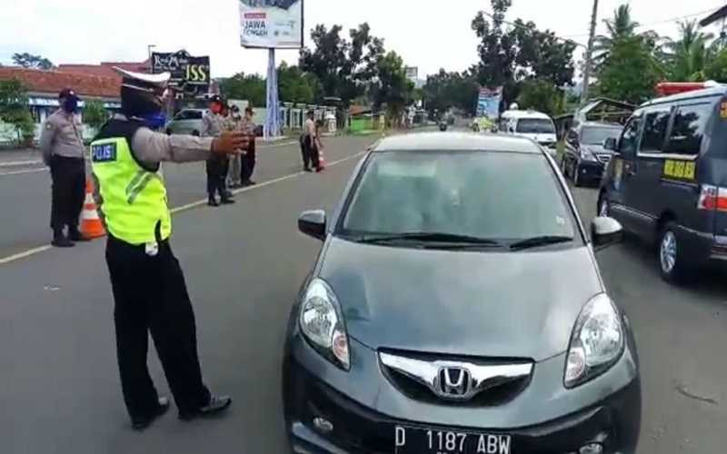 Masih Ngeyel, 655 Kendaraan Pemudik di Jateng Dipaksa Putar Balik