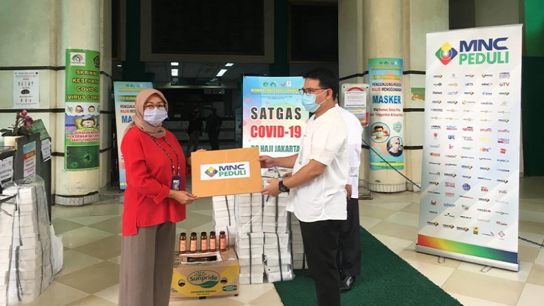 MNC Peduli dan Produser Pangan Asia Bagikan Makanan untuk Berbuka Puasa kepada RS Haji