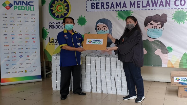 MNC Peduli dan Produser Pangan Asia Bagikan Makanan Berbuka Puasa kepada RS Islam Jakarta