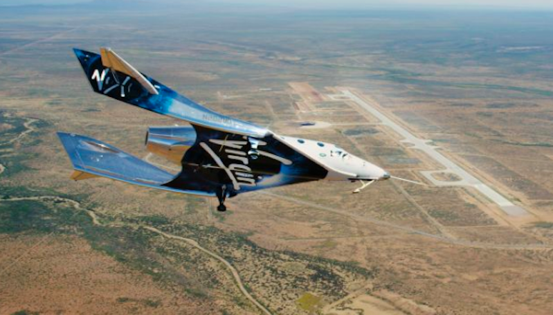 Pesawat Luar Angkasa Virgin Galactic Terbang dari Markas Barunya