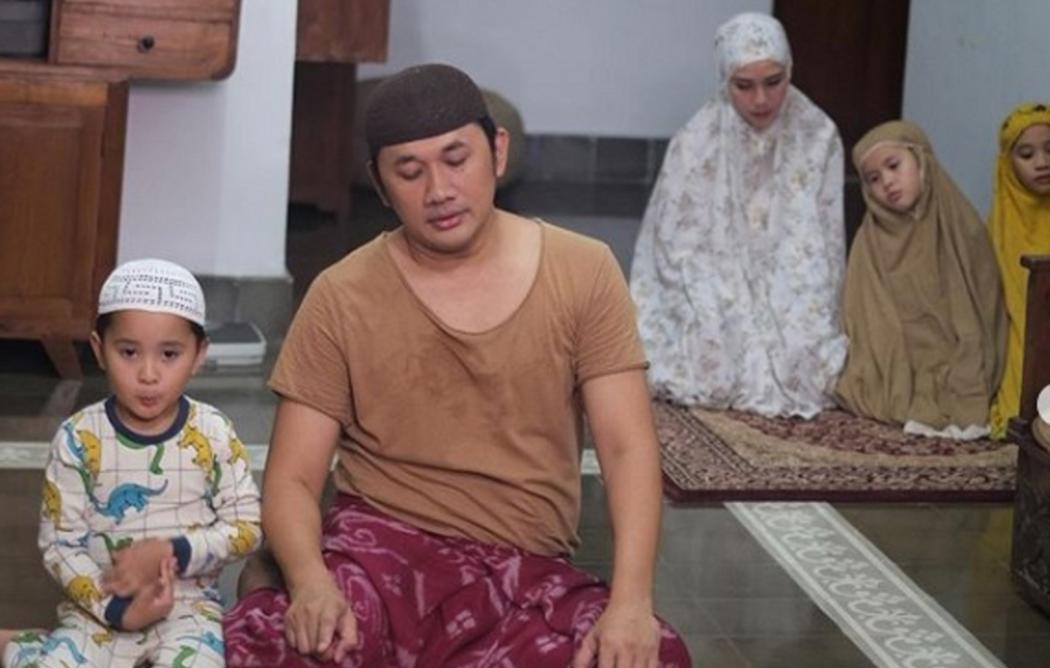 Bhaj Kama Bramantyo, Nama Anak Zaskia Adya Mecca yang Lahir Jumat Kliwon