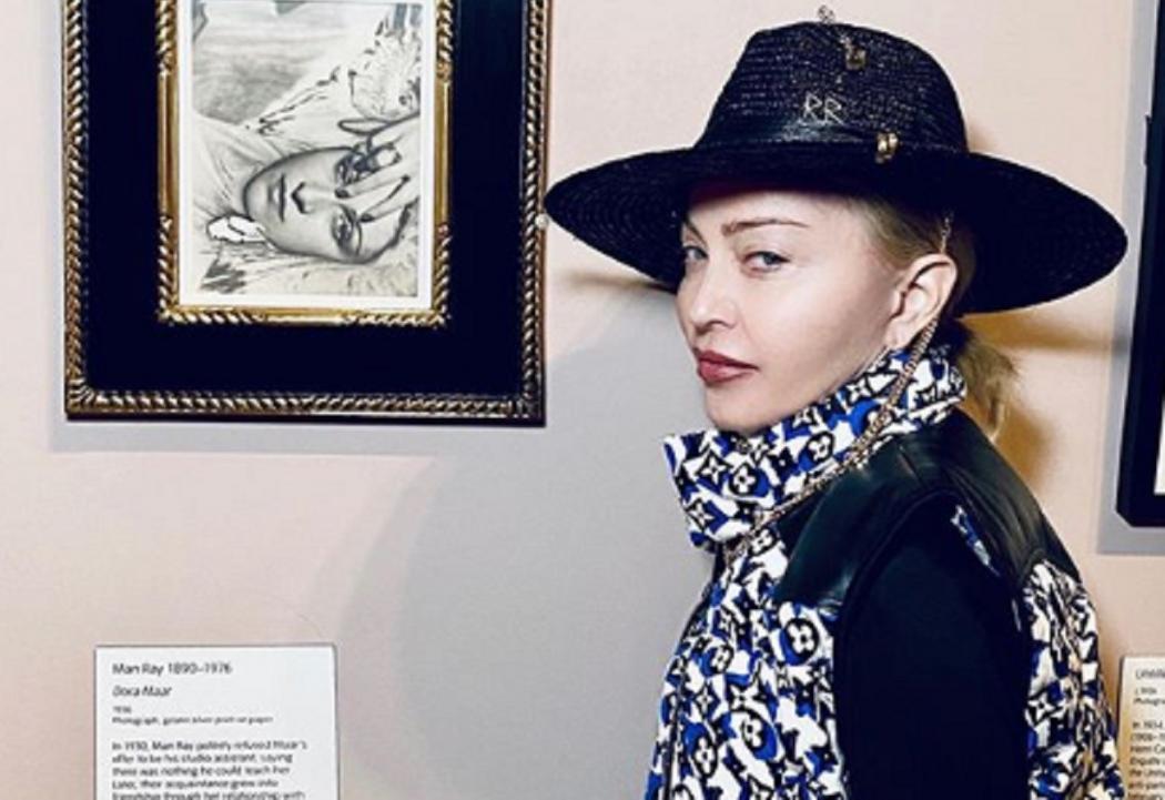 Klaim Punya Antibodi Covid-19, Madonna Ingin Keluar Rumah