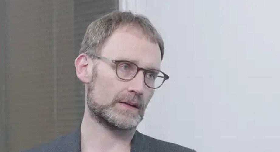 Langgar Aturan Lockdown gara-gara Perempuan, Ilmuwan Inggris Mundur dari Tim Ahli