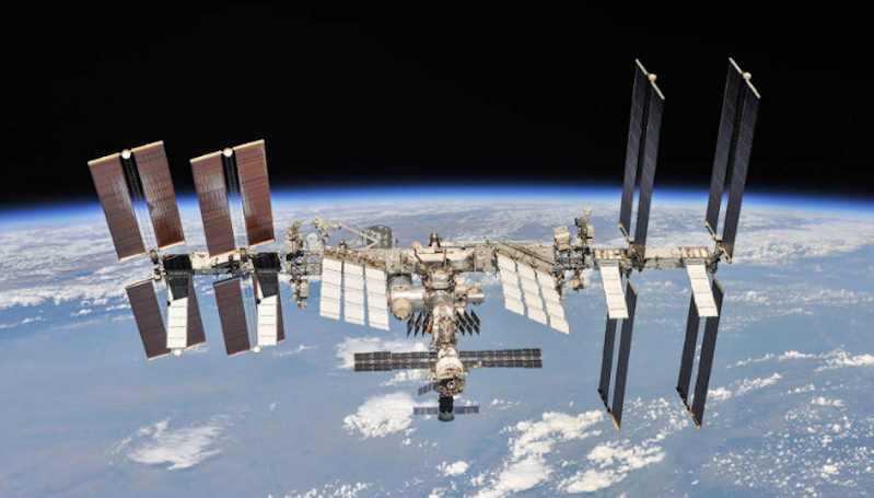 NASA dan Tom Cruise Kerja Sama Bikin Film di Luar Angkasa