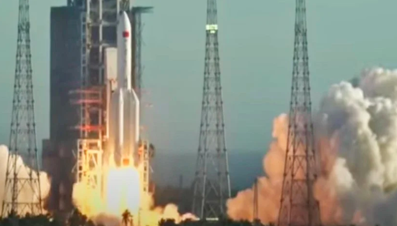 China Luncurkan Pesawat Luar Angkasa Baru untuk Persiapan Misi ke Bulan