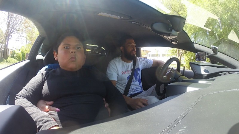 Bocah 5 Tahun yang Ditilang Polisi Akhirnya Dapat Kesempatan Naik Lamborghini