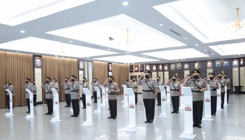 Kapolri Lantik 14 Perwira Tinggi, Ini Daftarnya