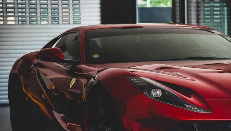 Mobil Bercat Merah Ternyata Paling Sering Dijatuhi Kotoran Burung