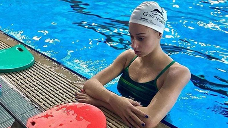 Perenang Seksi asal Rusia Tersinggung Keaslian Payudaranya Diragukan