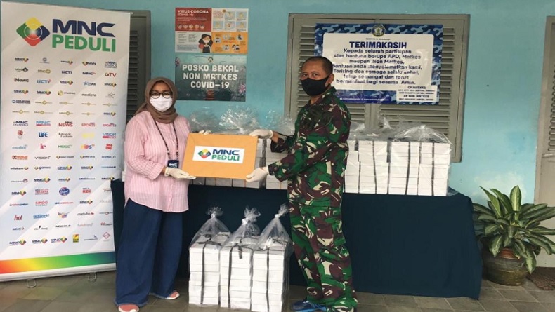 MNC Peduli dan Produser Pangan Asia Bagikan Makanan Buka Puasa kepada RSAL Mintohardjo