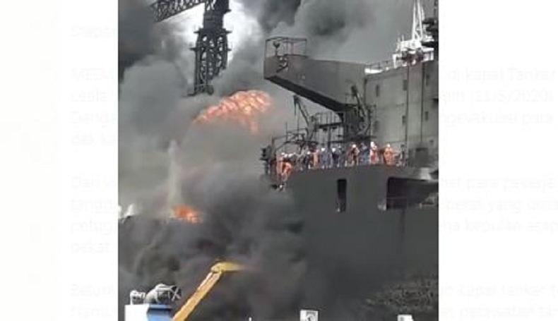 50 Pekerja Kapal Tanker yang Terbakar di Belawan Berhasil Dievakuasi, 5 Luka Bakar