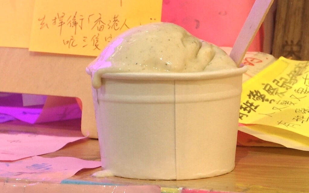 Ada Es Krim Rasa Gas Air Mata di Hong Kong, Terinspirasi dari Demonstrasi