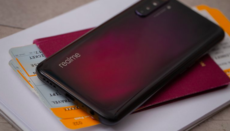 Realme Akan Luncurkan Smartwatch dan Smart TV Bulan Ini