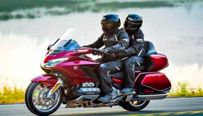 Honda Gold Wing Makin Keren dengan Fitur Android Auto dan Apple CarPlay
