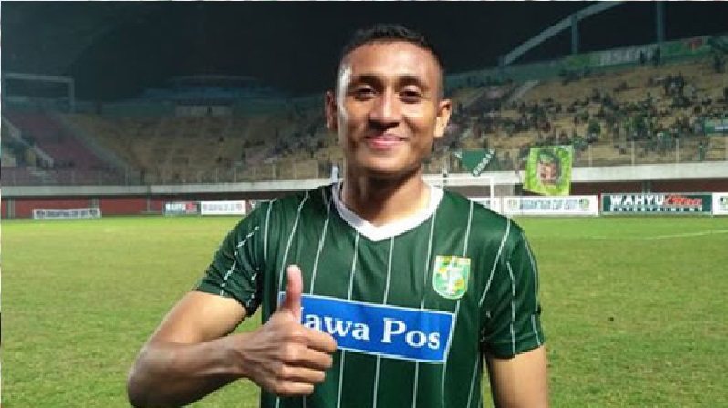 Operasi Cedera Berjalan Lancar, Bek Persebaya Tinggal Jalani Masa Pemulihan
