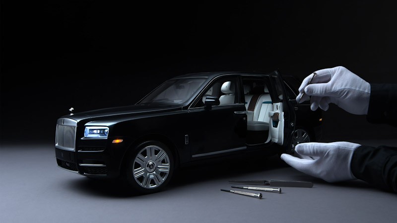 Rolls-Royce Buat Replika Cullinan Skala 1:8 Sangat Detail Percis Mobil Aslinya