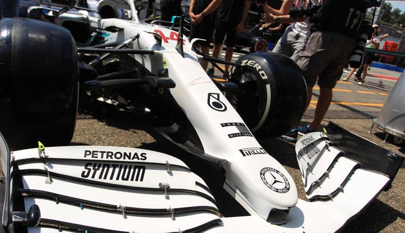 5 Corak Unik di Mobil Formula 1, Nomor 4 Dihiasi Berlian