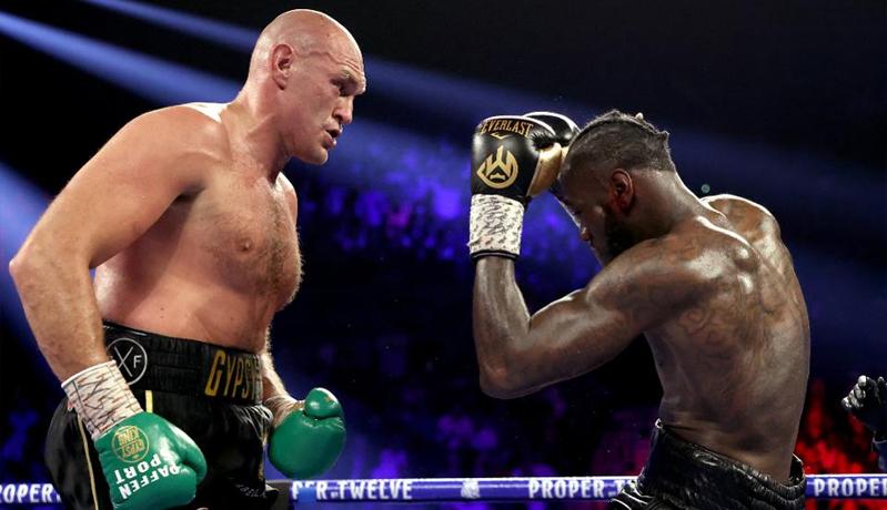 Tyson Fury Sepakat Gelar Duel Jilid 3 Versus Deontay Wilder