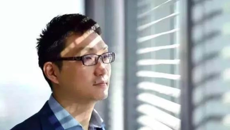 Berkat Kecerdasannya, Anak Pekerja Pabrik Ini Jadi Miliarder Berharta Rp202 Triliun