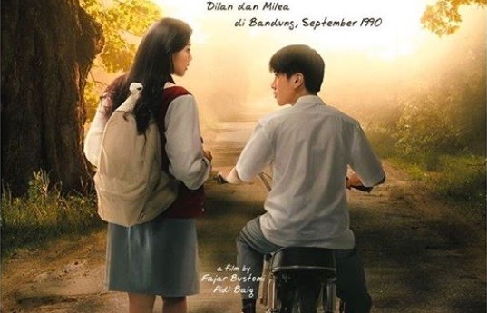 Viral, Aktris Korea Park Sol Mi Unggah Poster Film Dilan 1990