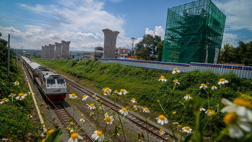 Kereta Lokal dan Jarak Jauh Kembali Beroperasi, Kapasitas Maksimal 70 Persen