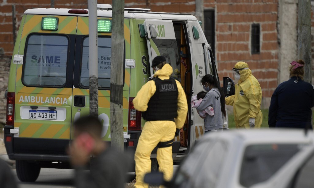 Pengantin dan Rabi Yahudi Ditangkap Polisi karena Nekat Gelar Pernikahan di Tengah Lockdown