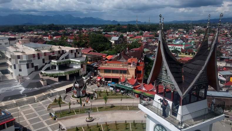 Sempat Ditutup, Wisata Jam Gadang Bukittinggi Kembali Dibuka