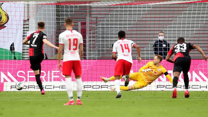 RB Leipzig Vs Hertha: 2-2, Gol Penalti Piatek Batalkan Pesta Tuan Rumah