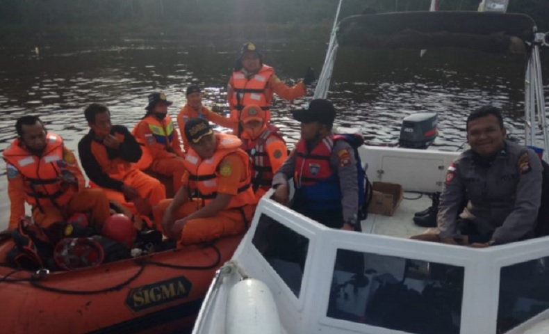 Kapal Penumpang Mati Mesin di Perairan Pulau Muri Sambas, Tim SAR Lakukan Pencarian