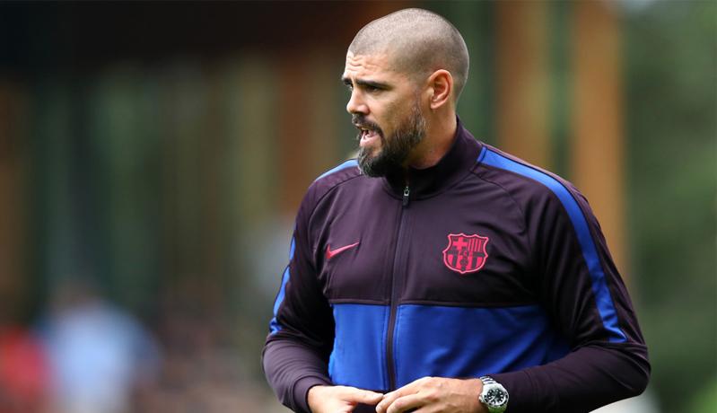 Usai Dipecat Barcelona, Victor Valdes Tangani Klub Kasta Keempat