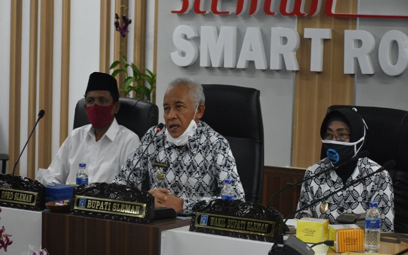 Sempat Batuk dan Demam Tinggi, Bupati Sleman Sri Purnomo Positif Covid-19