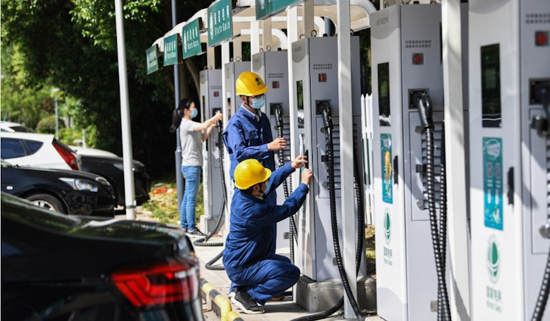 China Gelontorkan Rp5.455 Triliun Bangun 5 Juta Tempat Pengisian Mobil Listrik Tahun Ini