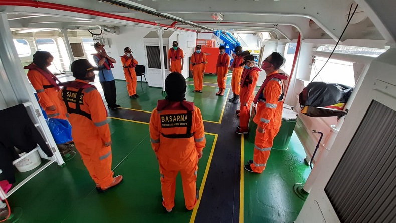Basarnas Makassar Kerahkan Tim Cari 11 Pemancing Hilang di Perairan Pangkep