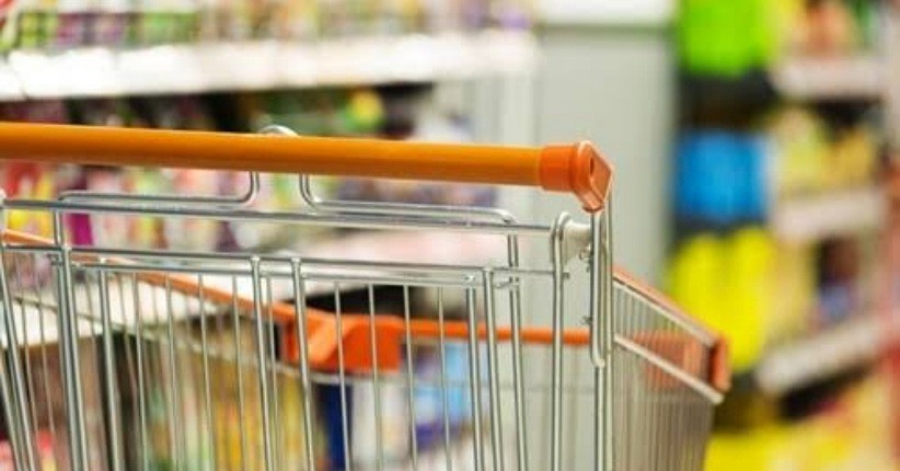 Belanja sambil Donasi di Tengah Pandemi Covid-19