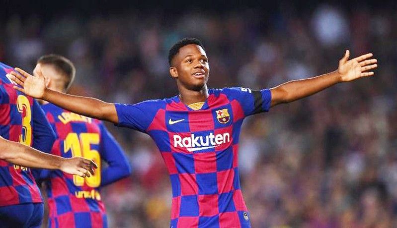 Ansu Fati Digoda Manchester United, Ini Jawaban Barcelona