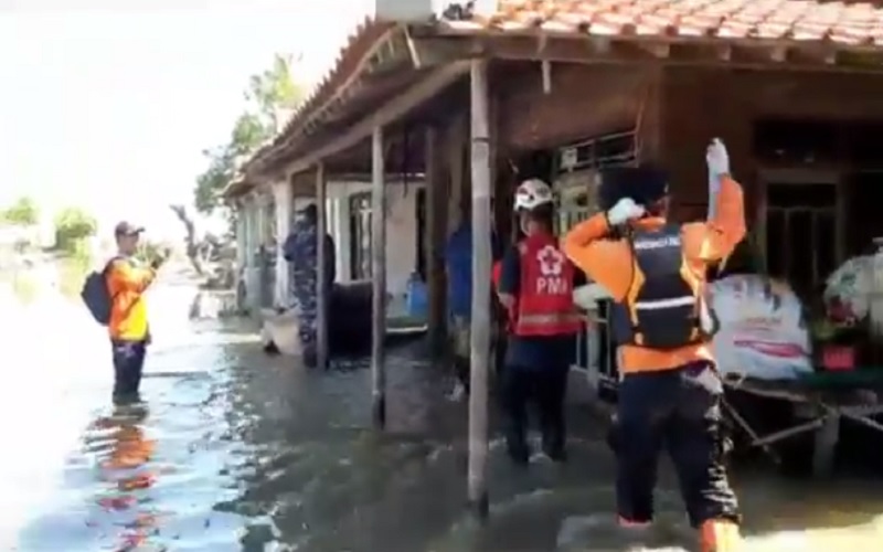 Air Laut Naik, Pulau Kecil Simonet di Pekalongan Tenggelam