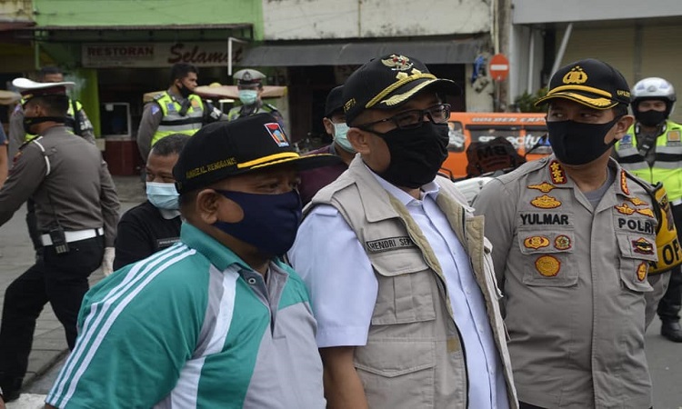 Persiapan New Normal, Wakil Wali Kota Padang dan Kapolresta Cek Kesiapan Pasar Raya