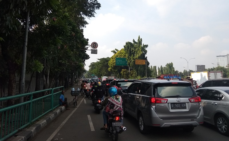 Cegah Macet, Jalan Dr Sumarno Cakung Satu Arah pada Sore Hari