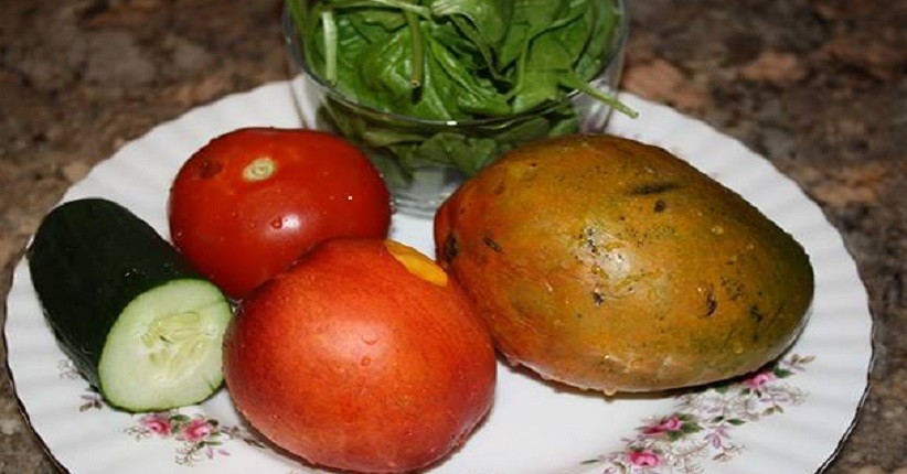 5 Pilihan Makanan Sehat yang Baik Dikonsumsi saat Musim Panas