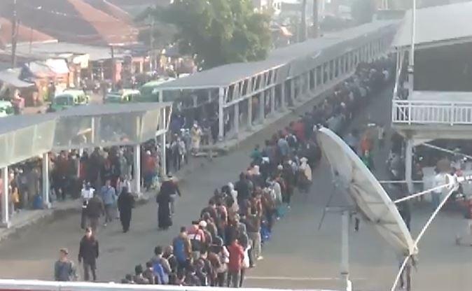 150 Bus Gratis Disiagakan Cegah Antrean Panjang di Stasiun Bogor Senin Pagi, Begini Skemanya