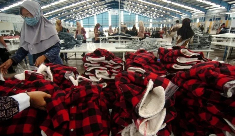 Bappenas: Daya Beli Pekerja di Sektor Manufaktur Hilang Rp40 Triliun