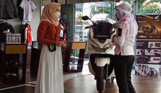 Kembali Beroperasi, Dealer Motor Terapkan Protokol Kesehatan Ketat