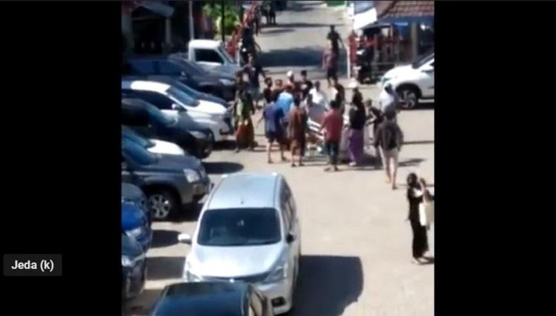 Jenazah PDP Covid-19 di Surabaya Dibawa Pulang Paksa Keluarga, Dimakamkan Tanpa Protokol Kesehatan