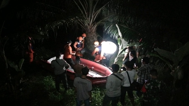 Bocah 8 Tahun di Medan Terpeleset Jatuh ke Sungai Denai dan Hanyut Terbawa Arus